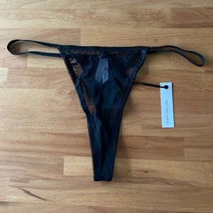 Kat the Label Quin thong size large